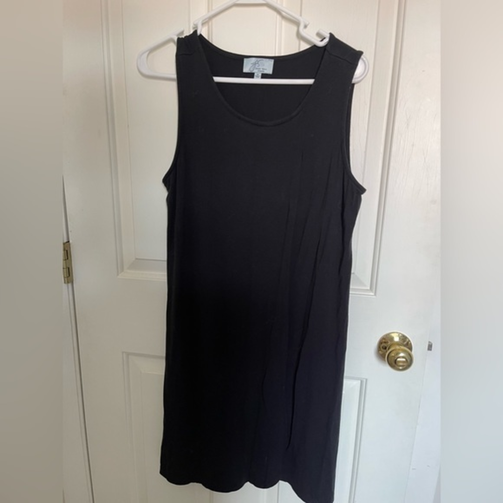 Black Dress‎
